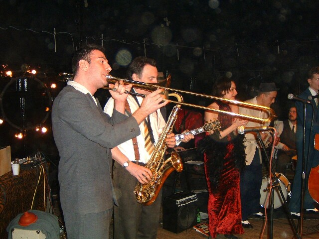 min little big band piano